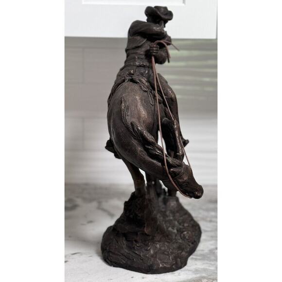 Large Antique Bronze/Metal Sculpture American Cowboy Rifle Riding Horse - Picture 7 of 16